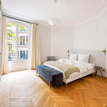 Appartamento Amazing # 5bedrooms #paris 16 #trocadero Parigi