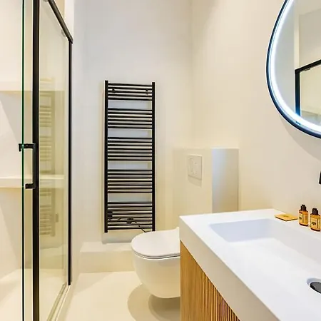 Amazing # 5bedrooms #paris 16 #trocadero Appartamento Parigi