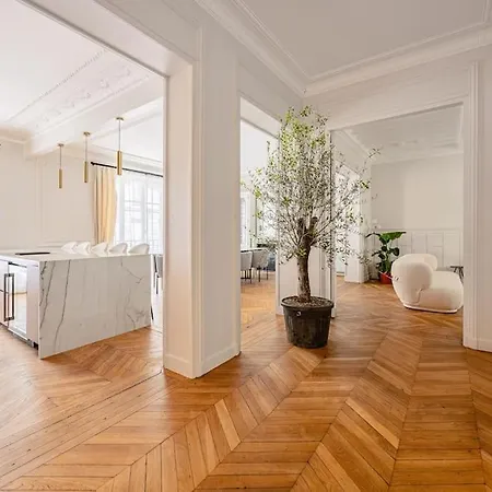 Amazing # 5bedrooms #paris 16 #trocadero * Parigi
